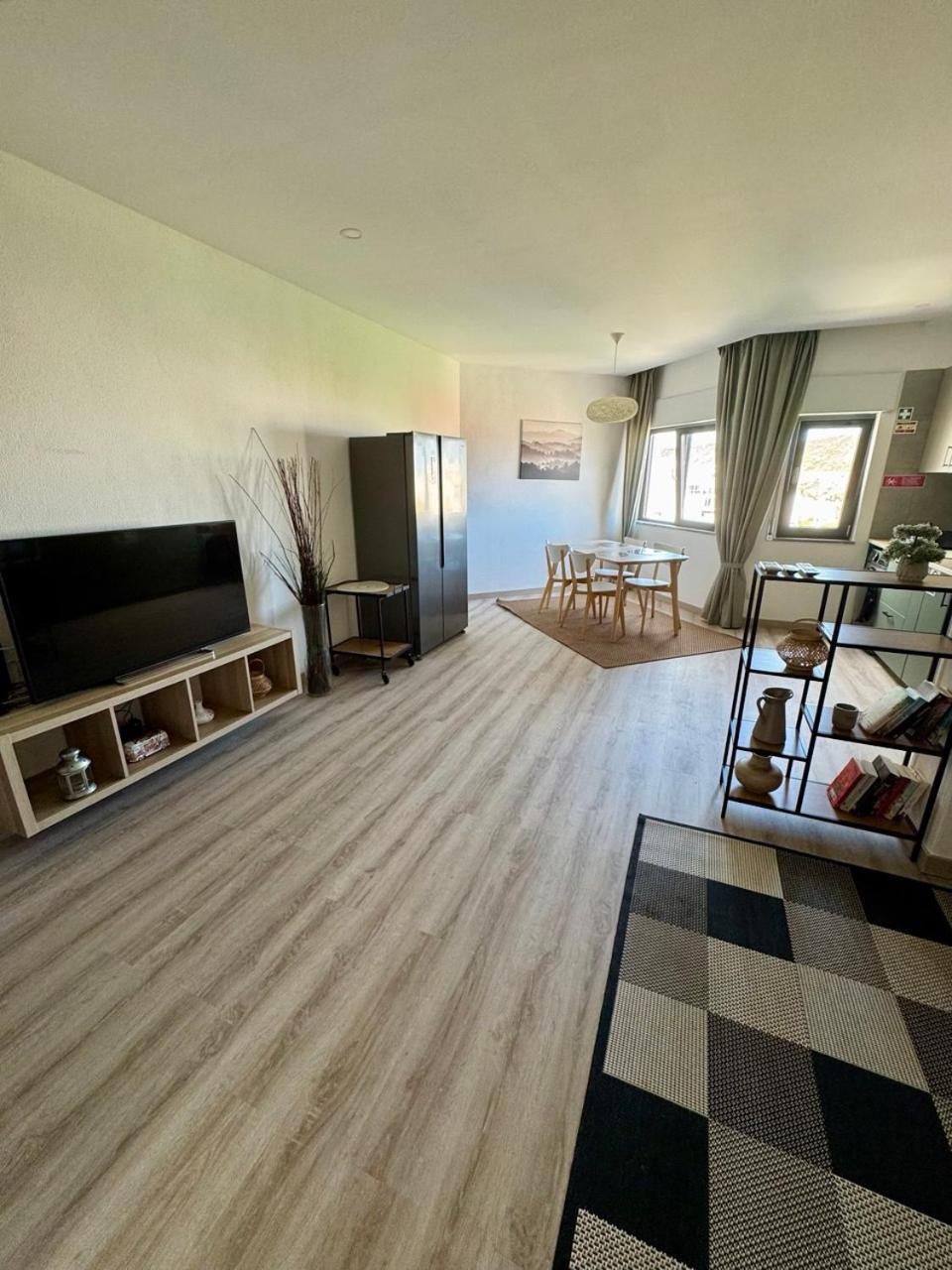 Apartamentos Sol Da Luz ภายนอก รูปภาพ